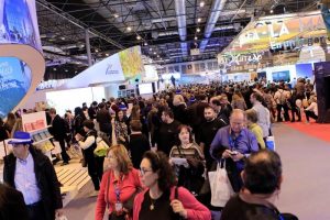 fitur 18