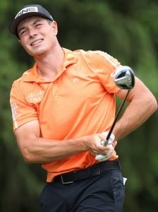 Viktor-Hovland-3-683x1024